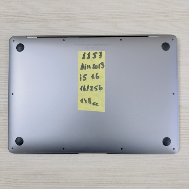 MacBook Air 2019 Space  i5 1.6ghz 16/256